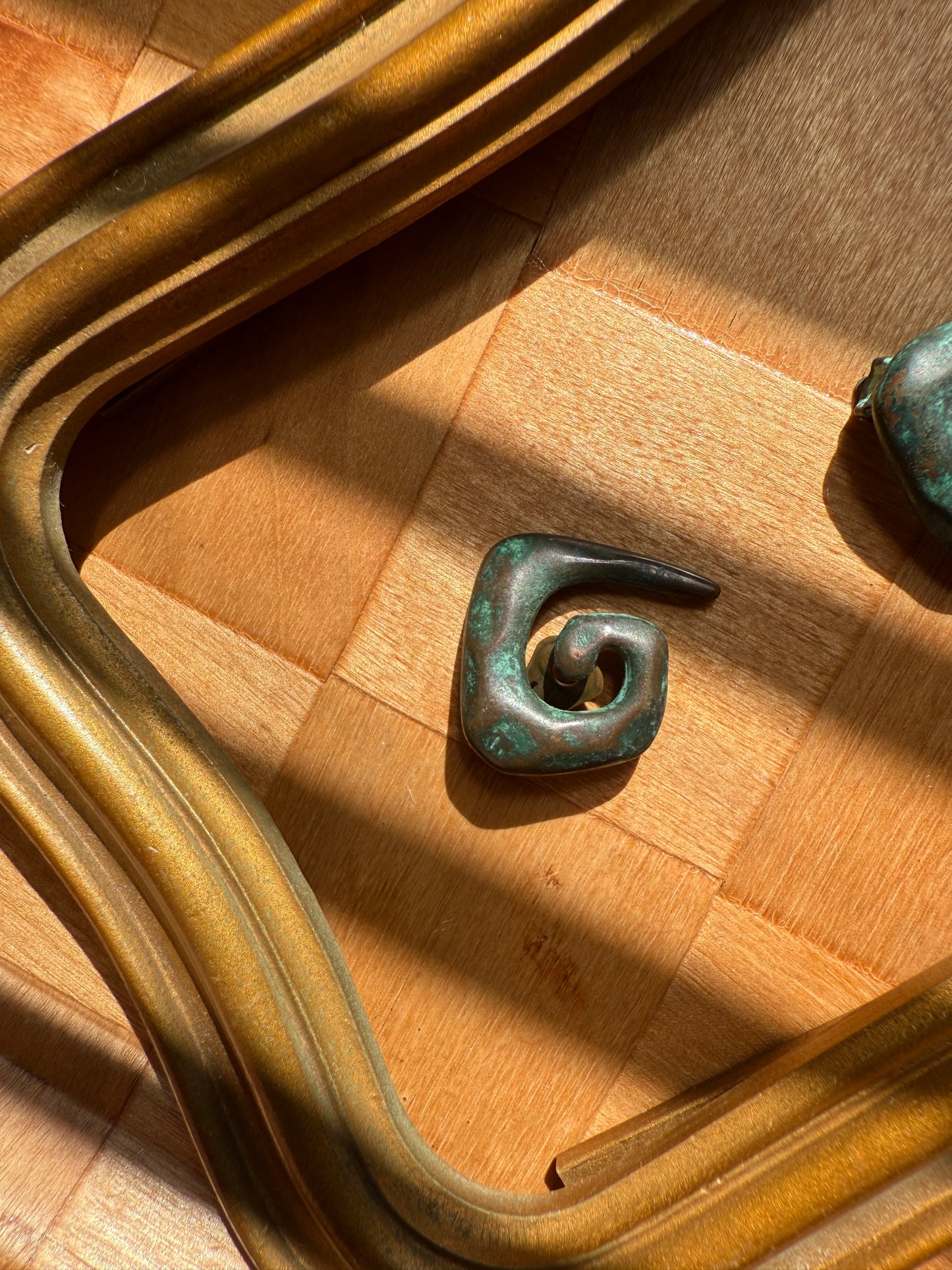 80s Patina Clip On Spiral Earrings