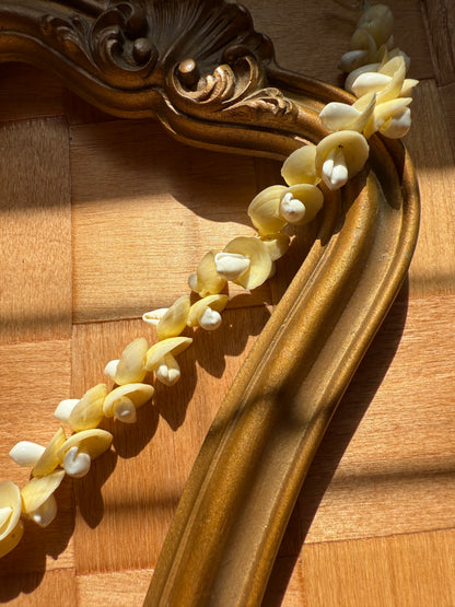 40s Cowrie Shell Necklace