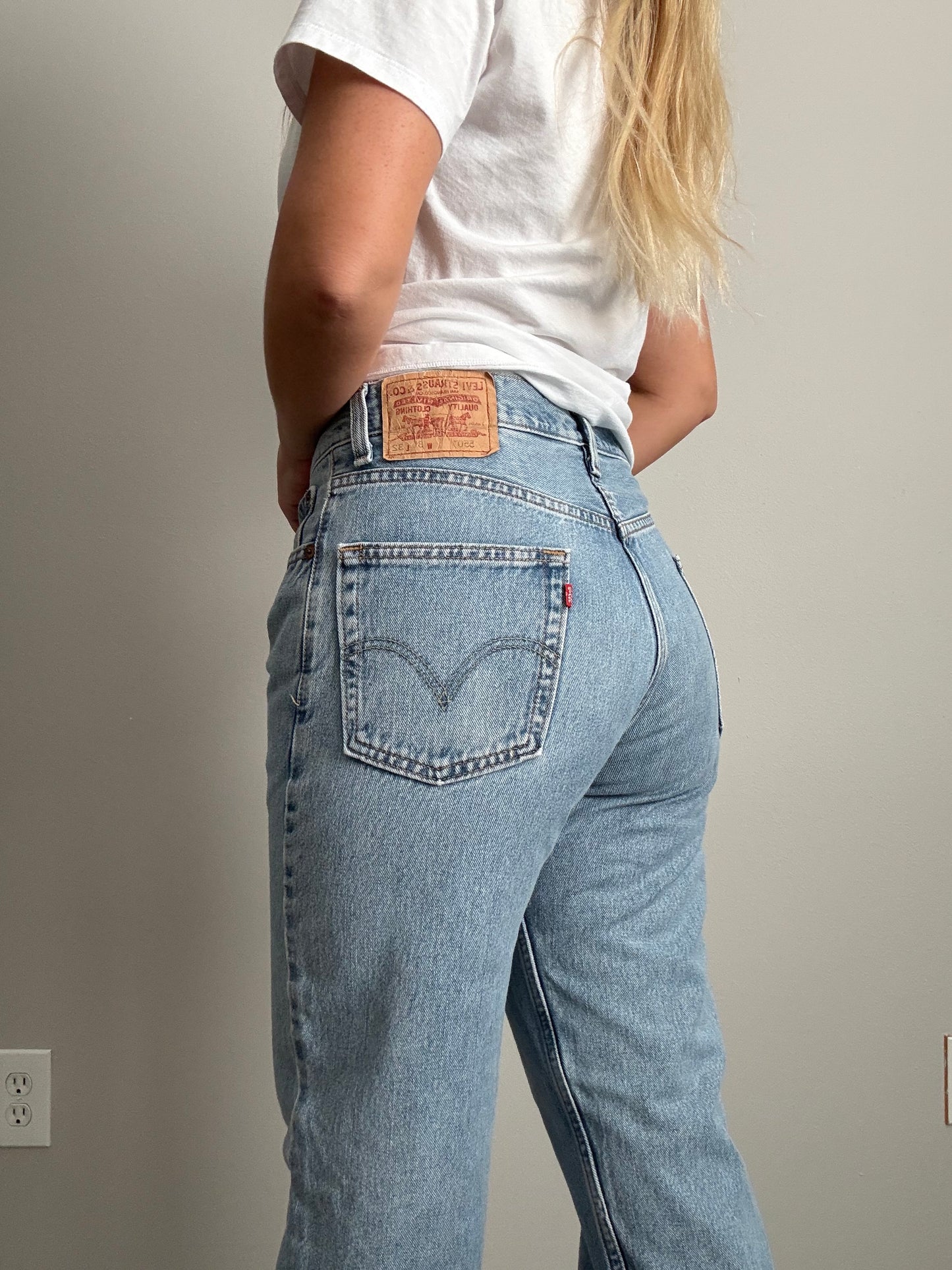 Y2K Levi's Denim | 31" Waist